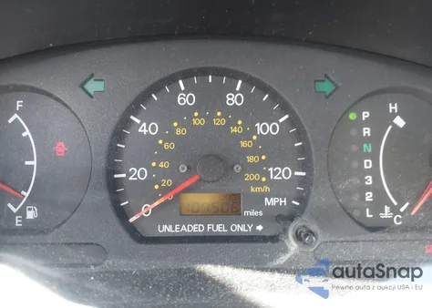 2000 Mitsubishi Mirage De z USA, uszkodzony, nr VIN JA3AY26C1YU012087